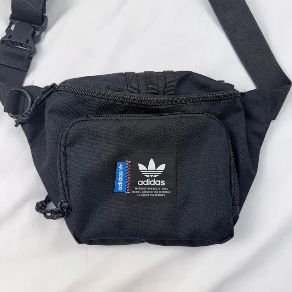 Adidas originals Sports Black Fanny Pack Like New